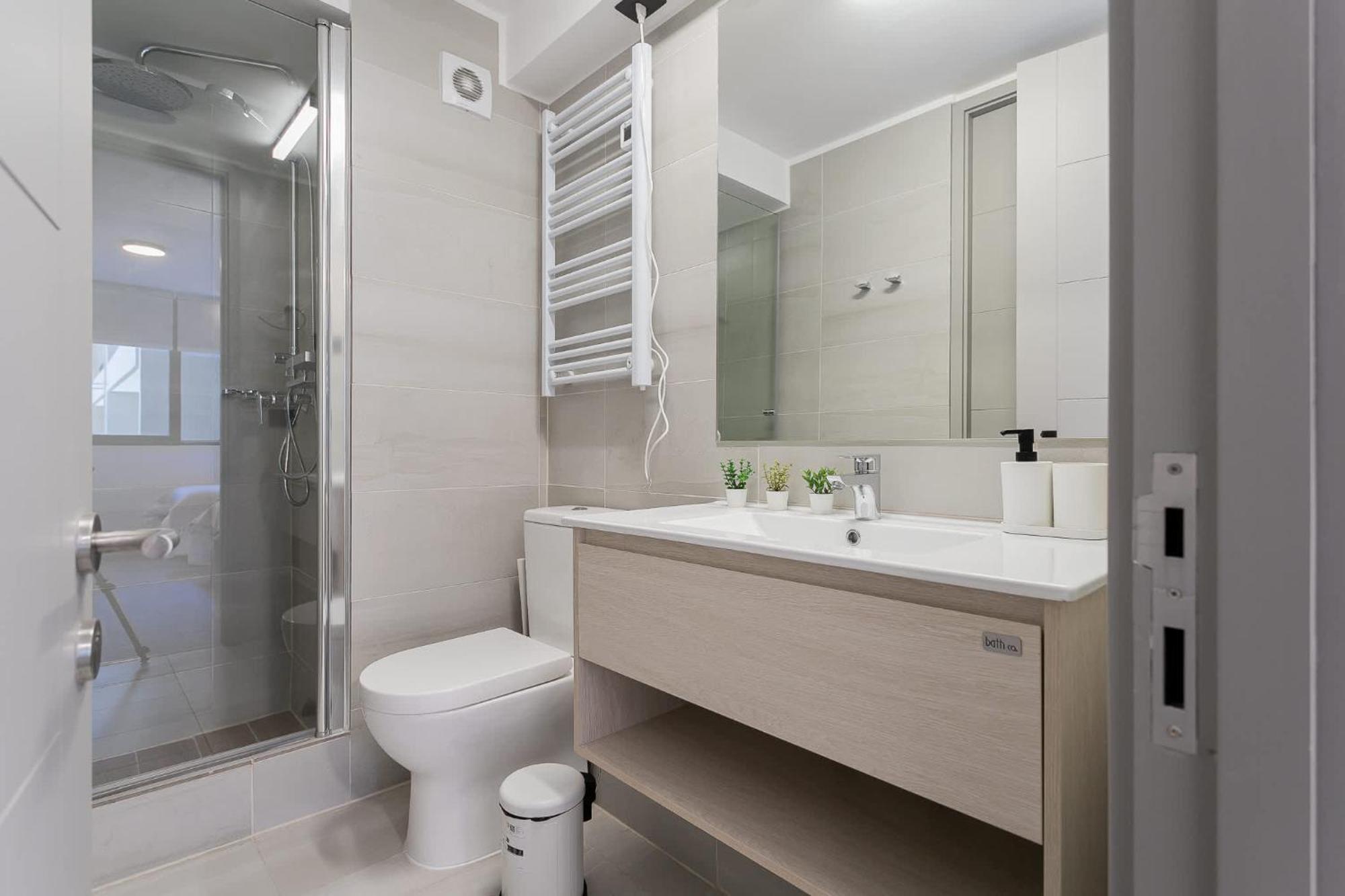 Ideal Families In Providencia With Pool Apartment